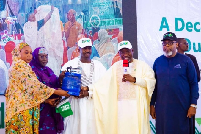 Decade of Gas Initiative: FG ups the ante on clean cooking gas, targets 5m LPG cylinders by 2030